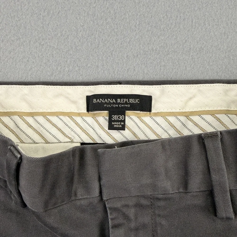 Banana Republic Chino Pants Men 31x30 Charcoal Gray Fulton Slim Straight Stretch